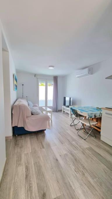 Apartamento Privado Con Jardin, Piscina Elevada Y Bbq Chiclana de la Frontera Εξωτερικό φωτογραφία
